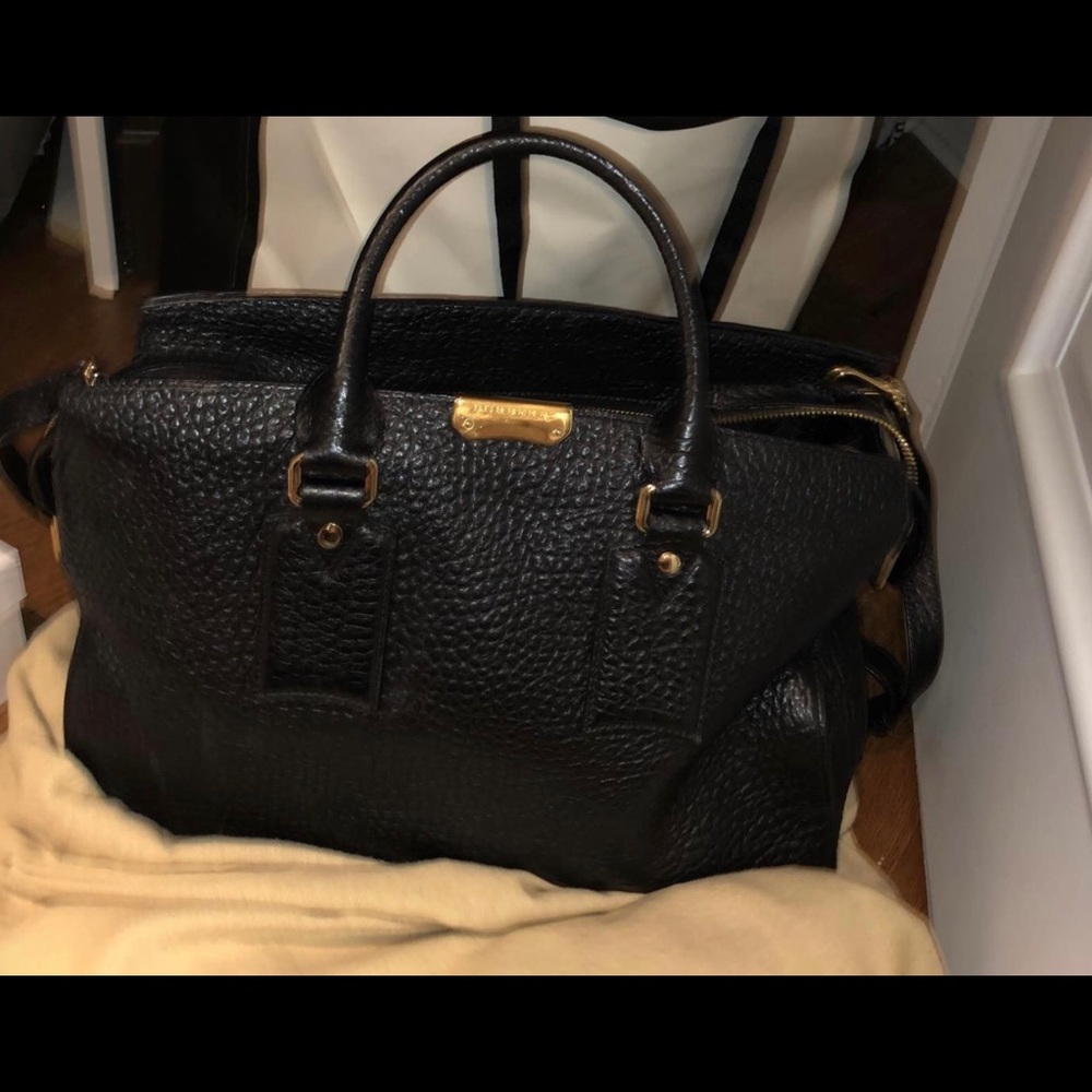 Burberry bag - Picture 2 of 2